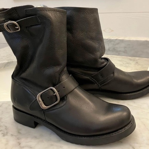 Frye Veronica leather boots - Like New! - Picture 2 of 15